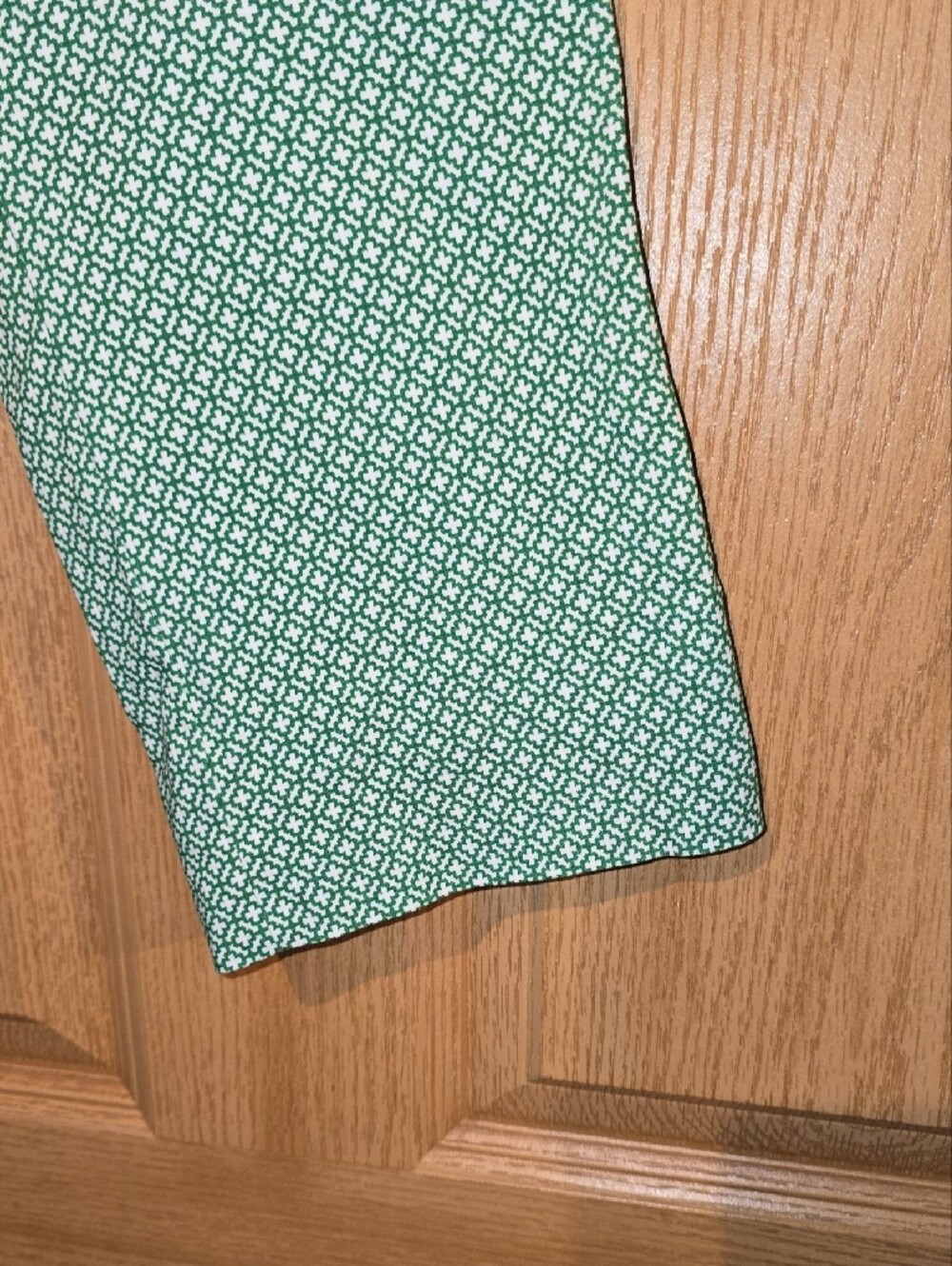 Cynthia Rowley Green Patterned Capris - Picture 5 of 6
